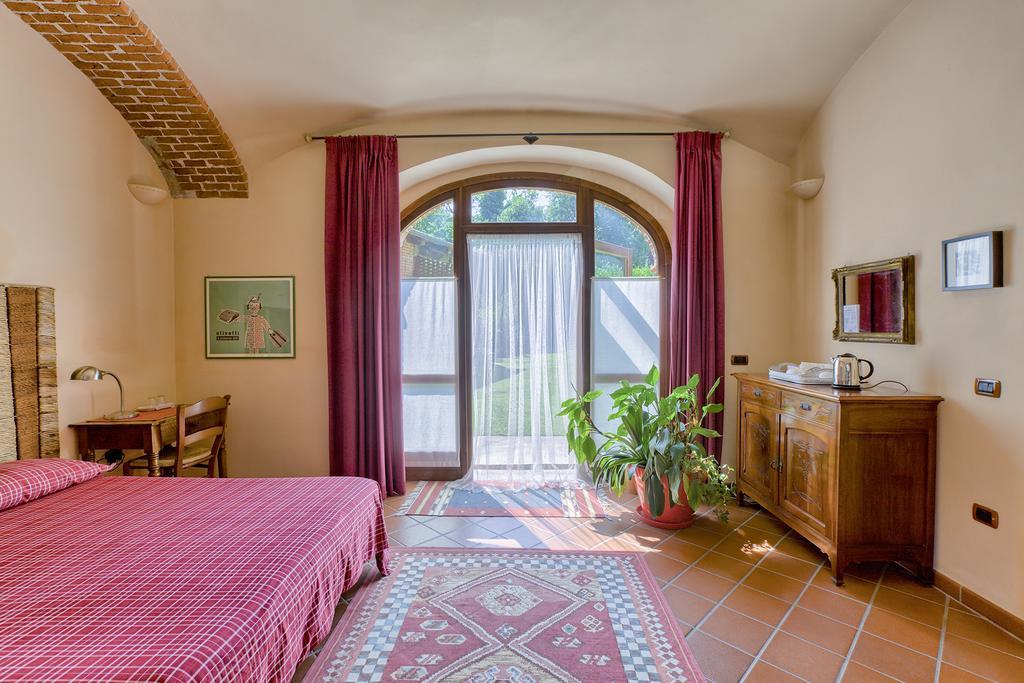 B&B Cascina Moncrava Ивреа Екстериор снимка