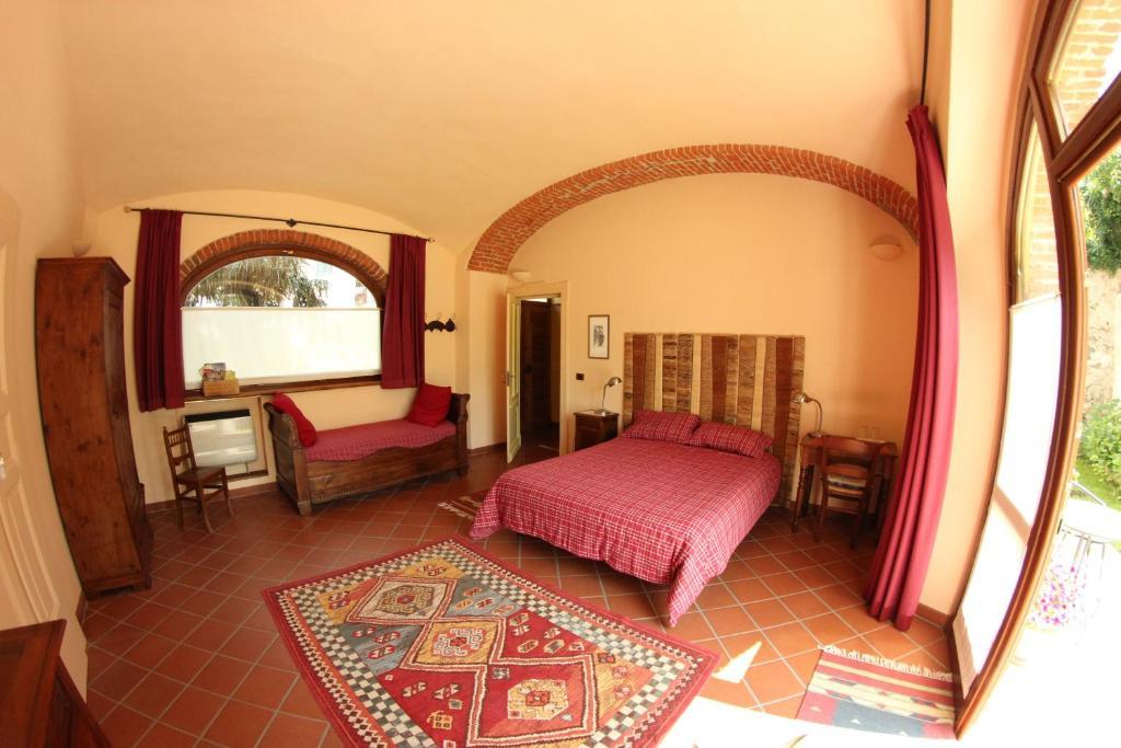 B&B Cascina Moncrava Ивреа Екстериор снимка